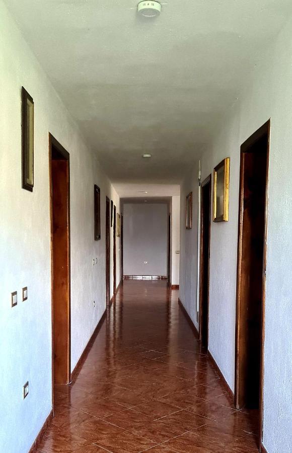 Hotel Nicola Lezha Kültér fotó